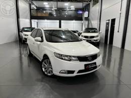 KIA MOTORS - CERATO 1.6 SX3 16V 4P AUTOMÁTICO - 2012/2012 - BRANCA - R$ 57.900,00