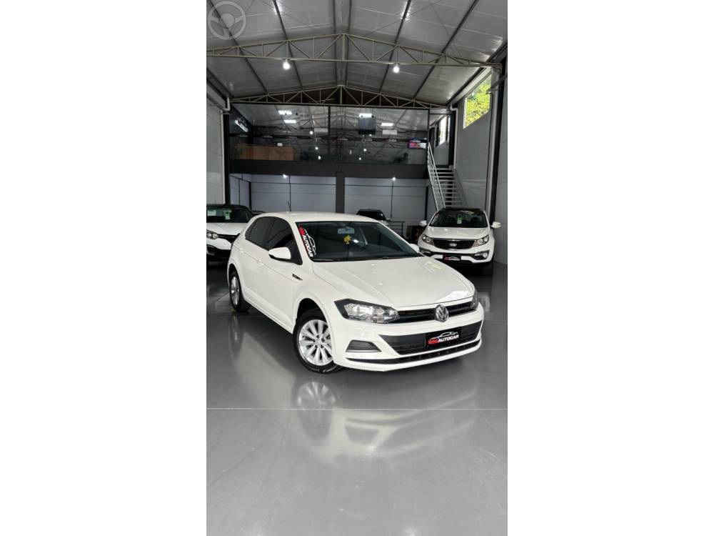 VOLKSWAGEN - POLO 1.0MPI TOTAL FLEX MANUAL - 2018/2018 - BRANCA - R$ 64.900,00