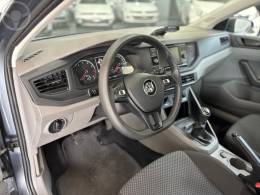 VOLKSWAGEN - POLO 1.0MPI TOTAL FLEX MANUAL - 2019/2019 - CINZA - R$ 67.900,00