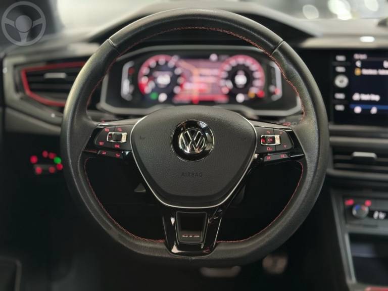 VOLKSWAGEN - POLO 1.4 GTS 16V TURBO FLEX 4P AUTOMÁTICO - 2021/2021 - BRANCA - R$ 119.900,00