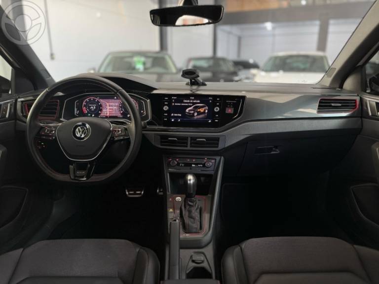 VOLKSWAGEN - POLO 1.4 GTS 16V TURBO FLEX 4P AUTOMÁTICO - 2021/2021 - BRANCA - R$ 119.900,00