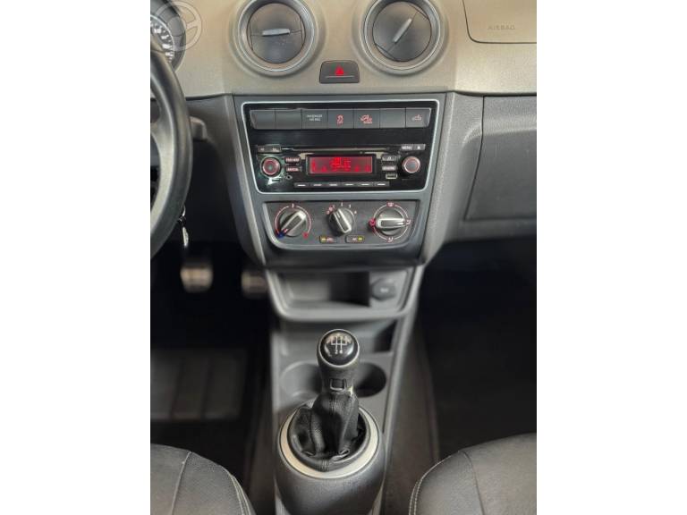 VOLKSWAGEN - SAVEIRO 1.6 CROSS CE 16V FLEX 2P MANUAL - 2015/2015 - BRANCA - R$ 67.900,00