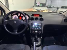 PEUGEOT - 308 1.6 ACTIVE 16V FLEX 4P MANUAL - 2013/2014 - BRANCA - R$ 43.900,00