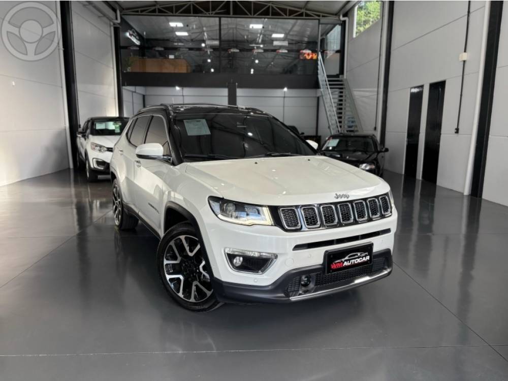 JEEP - COMPASS 2.0 16V FLEX LIMITED AUTOMÁTICO - 2017/2018 - BRANCA - R$ 106.900,00