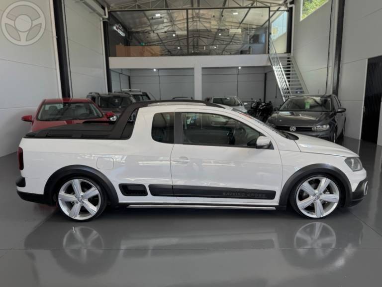 VOLKSWAGEN - SAVEIRO 1.6 CROSS CE 16V FLEX 2P MANUAL - 2015/2015 - BRANCA - R$ 67.900,00