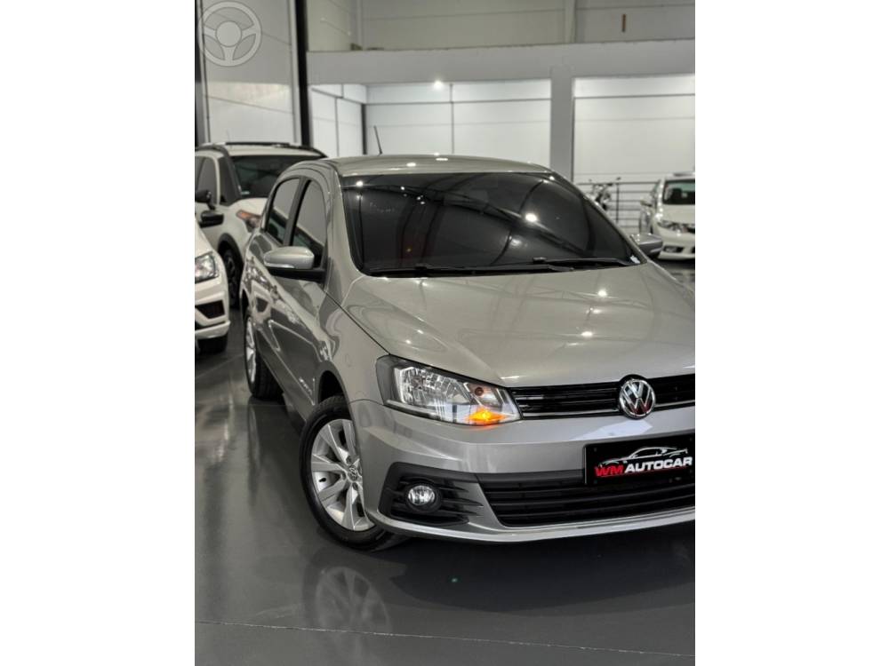 VOLKSWAGEN - GOL 1.6 MSI TOTALFLEX COMFORTLINE 4P MANUAL - 2017/2017 - CINZA - R$ 55.900,00
