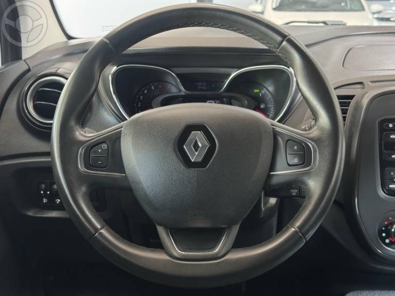 RENAULT - CAPTUR 1.6 LIFE 16V FLEX 4P AUTOMÁTICO - 2018/2018 - BRANCA - R$ 74.900,00