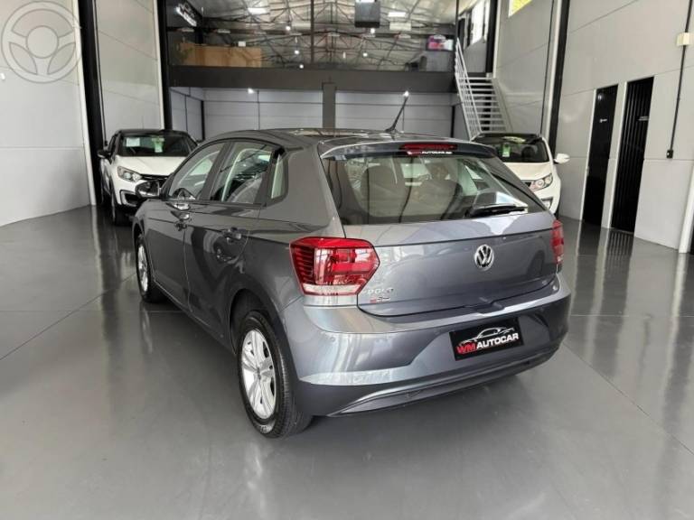 VOLKSWAGEN - POLO 1.0MPI TOTAL FLEX MANUAL - 2019/2019 - CINZA - R$ 67.900,00