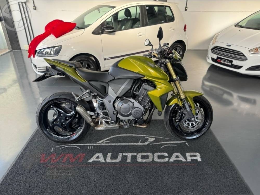 HONDA - CB 1000R ABS - 2012/2012 - VERDE - R$ 49.900,00
