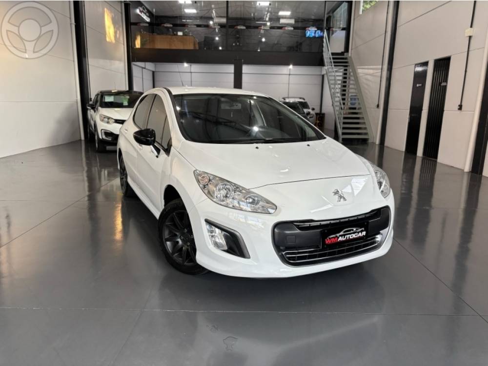 PEUGEOT - 308 1.6 ACTIVE 16V FLEX 4P MANUAL - 2013/2014 - BRANCA - R$ 43.900,00