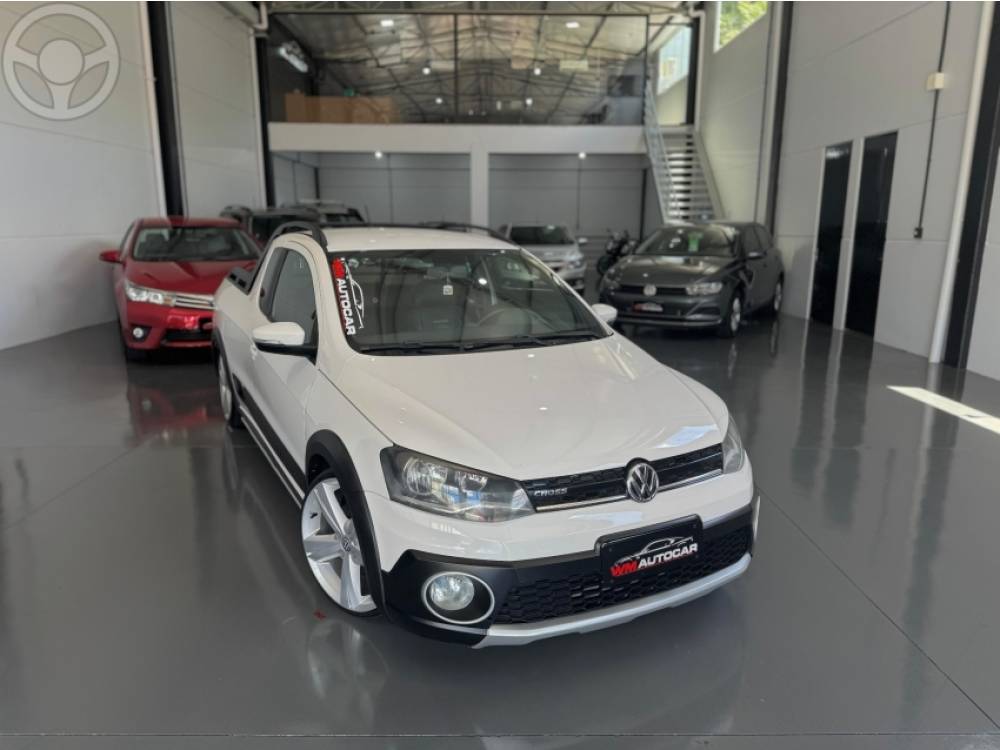 VOLKSWAGEN - SAVEIRO 1.6 CROSS CE 16V FLEX 2P MANUAL - 2015/2015 - BRANCA - R$ 67.900,00
