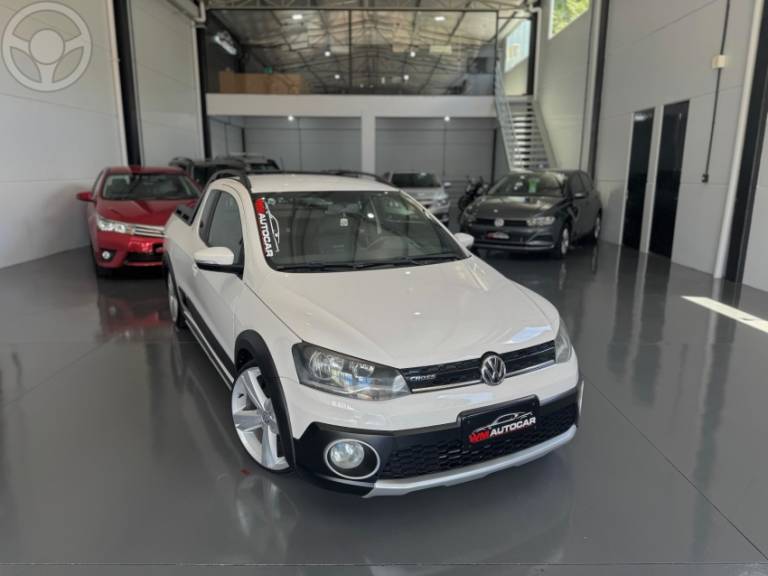 VOLKSWAGEN - SAVEIRO 1.6 CROSS CE 16V FLEX 2P MANUAL - 2015/2015 - BRANCA - R$ 67.900,00