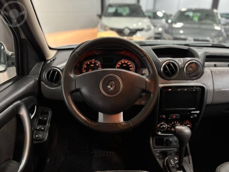 RENAULT - DUSTER 2.0 TECH ROAD II 4X2 16V FLEX 4P AUTOMÁTICO - 2014/2014 - BRANCA - R$ 55.900,00