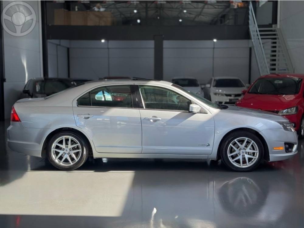 FORD - FUSION 2.5 16V HÍBRIDO 4P AUTOMÁTICO - 2011/2011 - CINZA - R$ 53.900,00