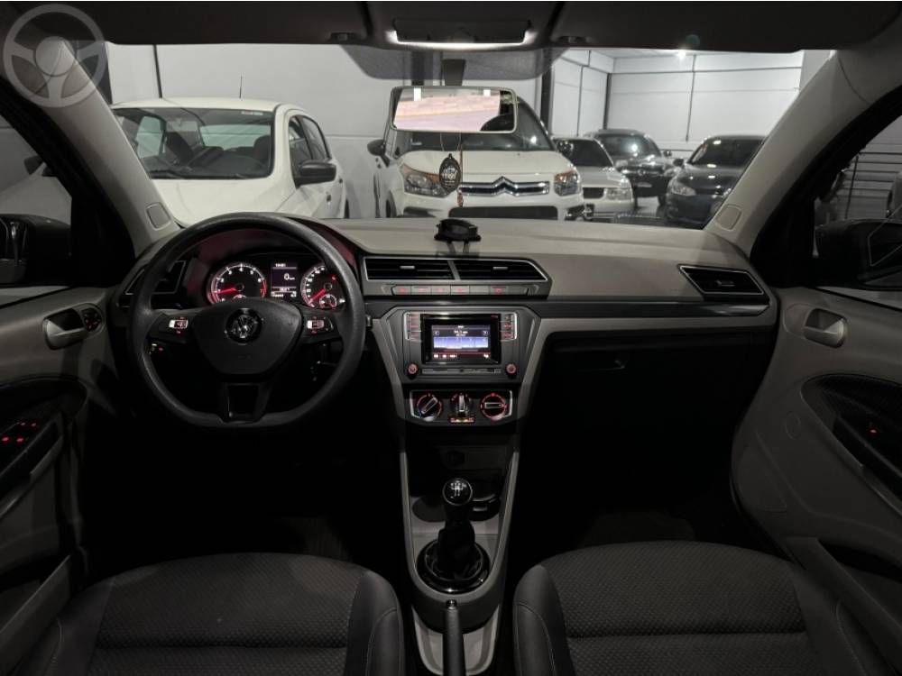 VOLKSWAGEN - GOL 1.6 MSI TOTALFLEX COMFORTLINE 4P MANUAL - 2017/2017 - CINZA - R$ 55.900,00