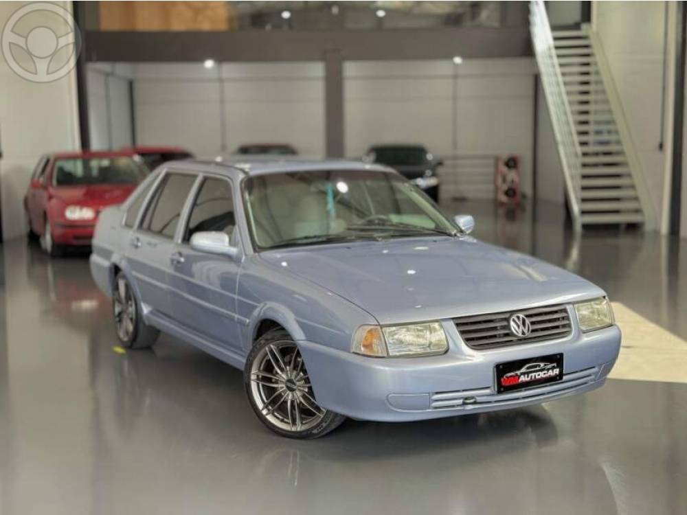 VOLKSWAGEN - SANTANA 2.0 MI COMFORTLINE 8V 4P MANUAL - 2001/2002 - AZUL - R$ 28.900,00