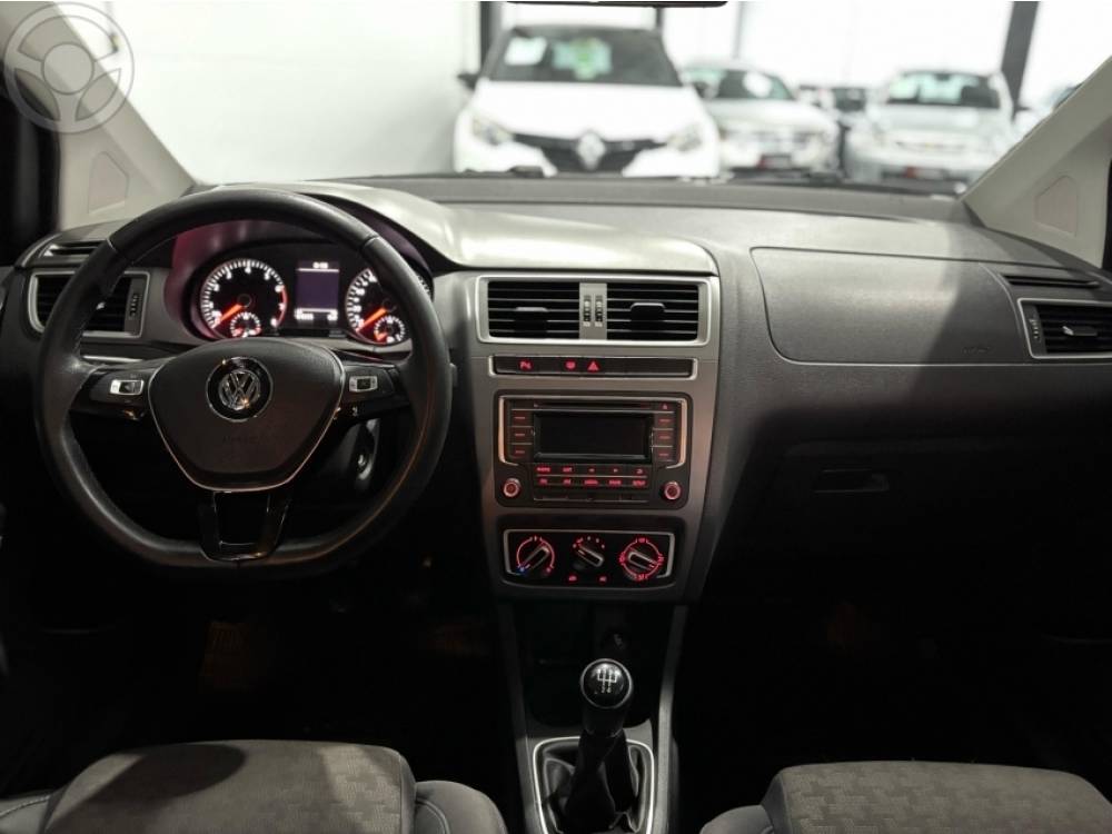 VOLKSWAGEN - FOX 1.6 MSI COMFORTLINE 8V FLEX 4P MANUAL - 2017/2017 - BRANCA - R$ 59.900,00