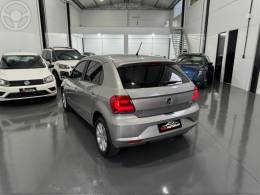 VOLKSWAGEN - GOL 1.6 MSI TOTALFLEX COMFORTLINE 4P MANUAL - 2017/2017 - CINZA - R$ 55.900,00