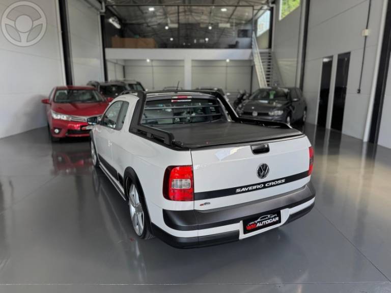 VOLKSWAGEN - SAVEIRO 1.6 CROSS CE 16V FLEX 2P MANUAL - 2015/2015 - BRANCA - R$ 67.900,00